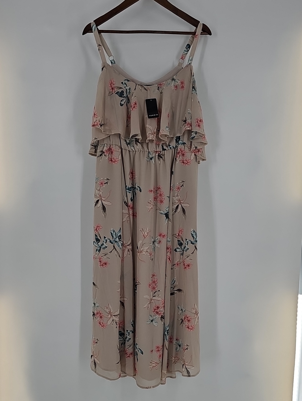NWT Torrid SIZE 1 (14/16) Floral Cold Shoulder Midi Dress Ruffle Beige Pink Boho